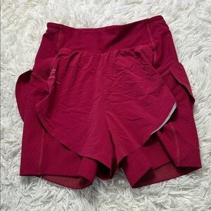 Lululemon SenseKnit Composite High-Rise Running Short Pomegranate